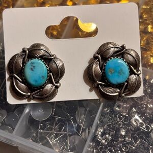 Vintage Elegant Silver and Turquoise Floral Earrings